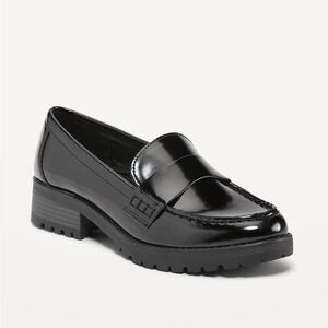 Old Navy chucky faux leather loafers